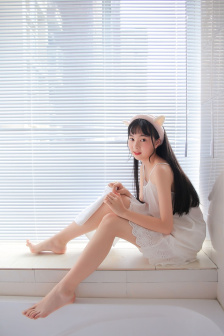 催眠控制玩弄冰冷仙女